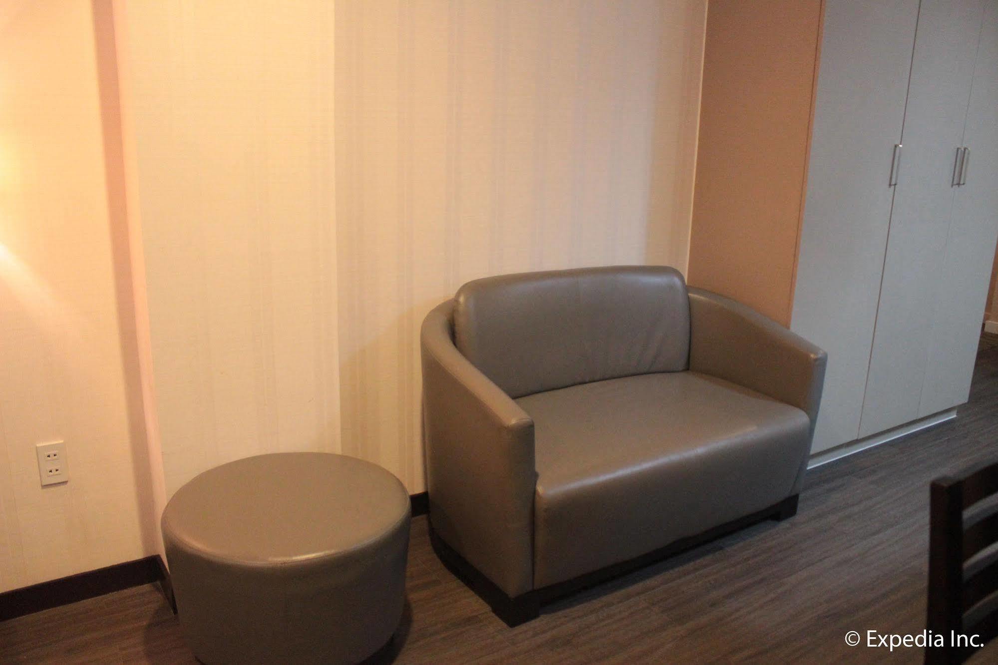 Sun Plaza Subic Hotel Olongapo Exterior photo