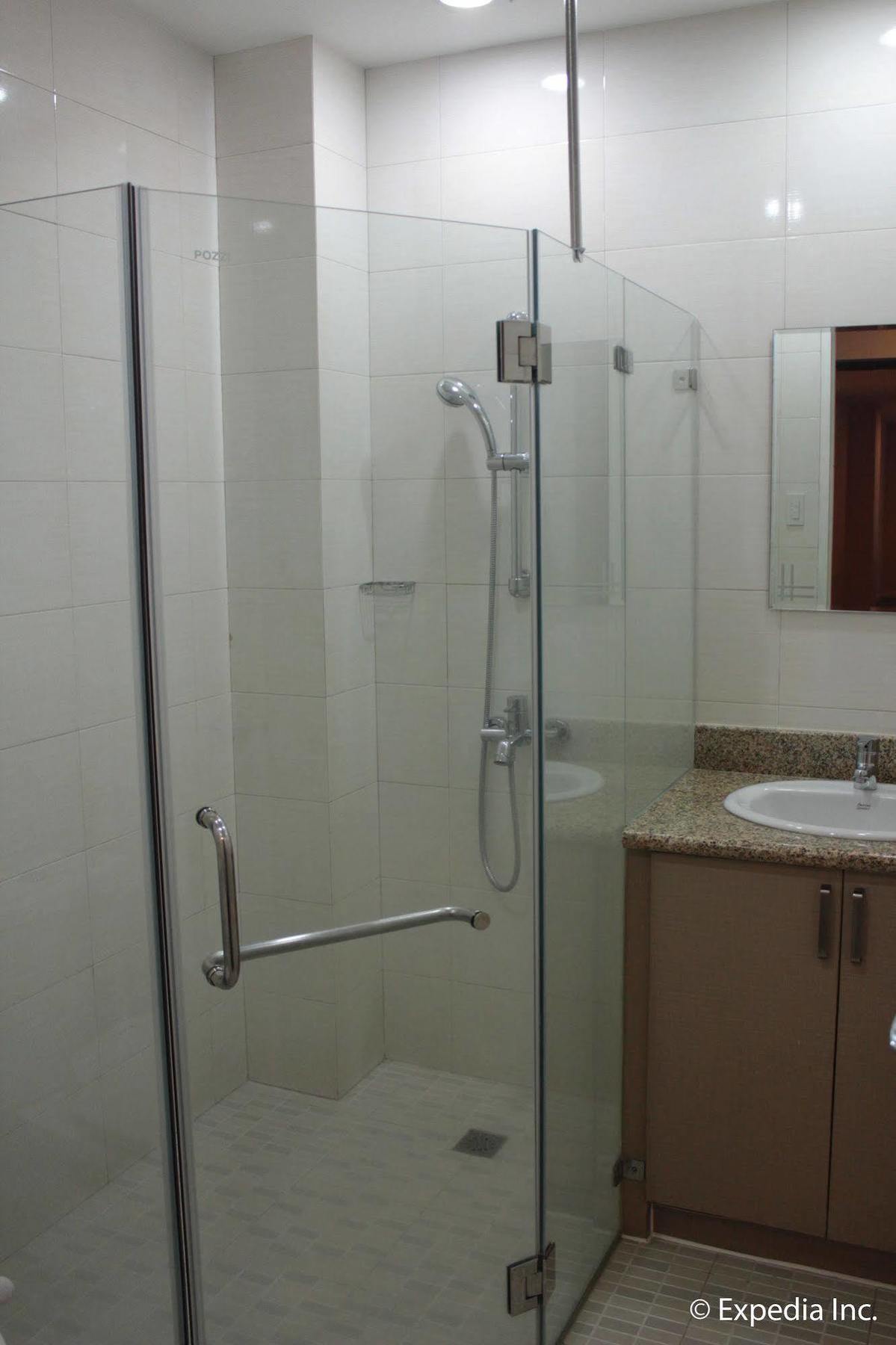 Sun Plaza Subic Hotel Olongapo Exterior photo